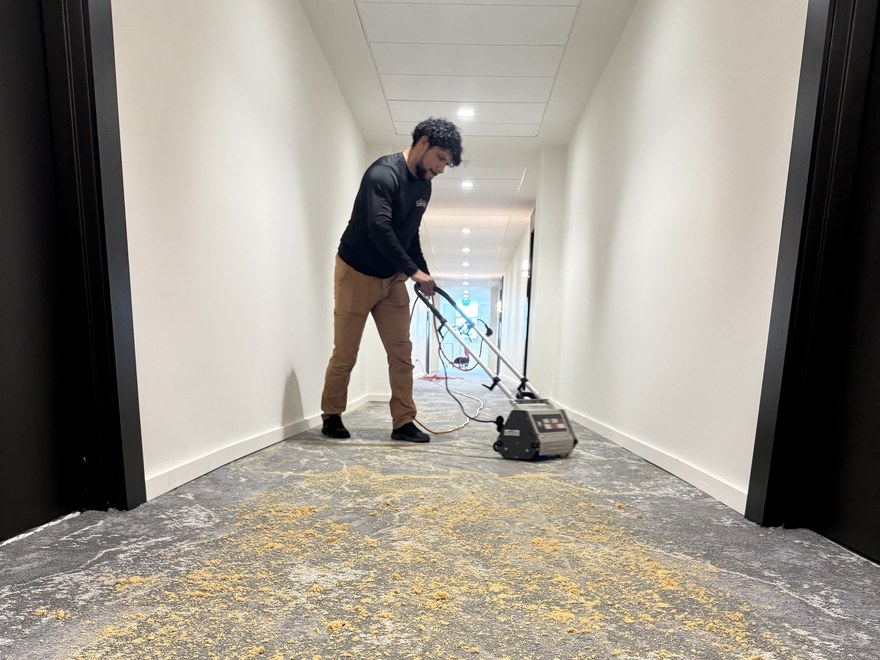 Dry Compound Cleaning in South Florida